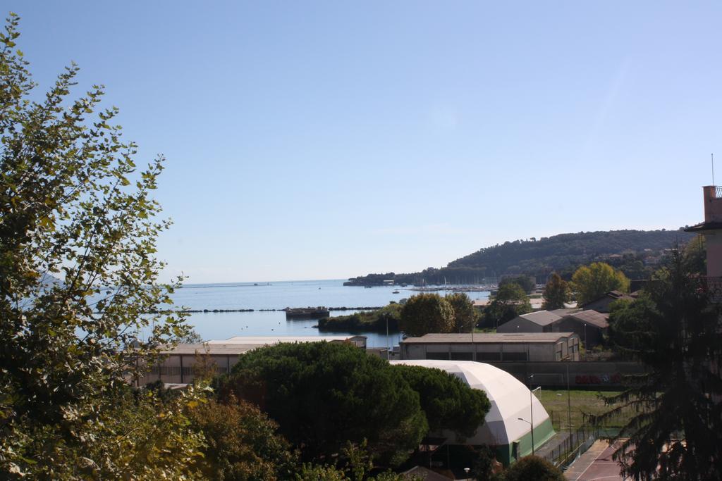 Ca De Maoa Un Tuffo Nel Mare Apartment Специя Екстериор снимка